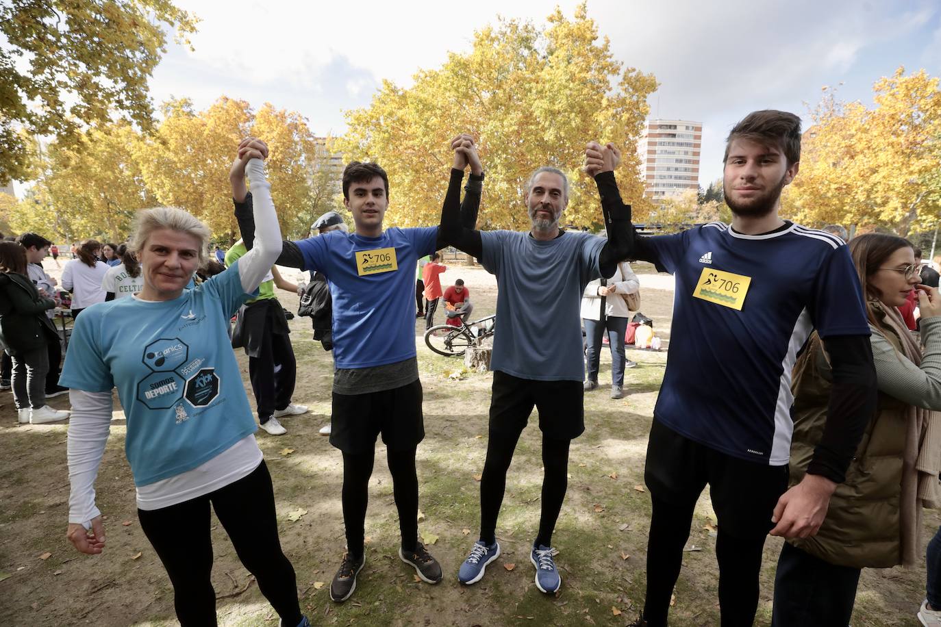 Alumnos, padres y profesores corren en Rio Running