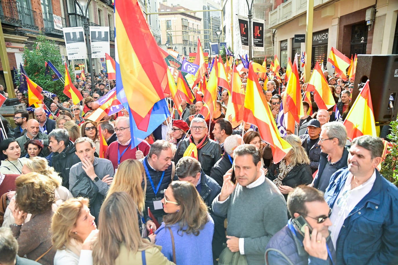 Concentración de protesta contra la amnistía en Valladolid