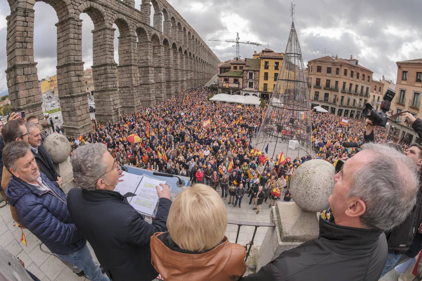 La concentración en Segovia contra la amnistía, en imágenes (2 de 2)