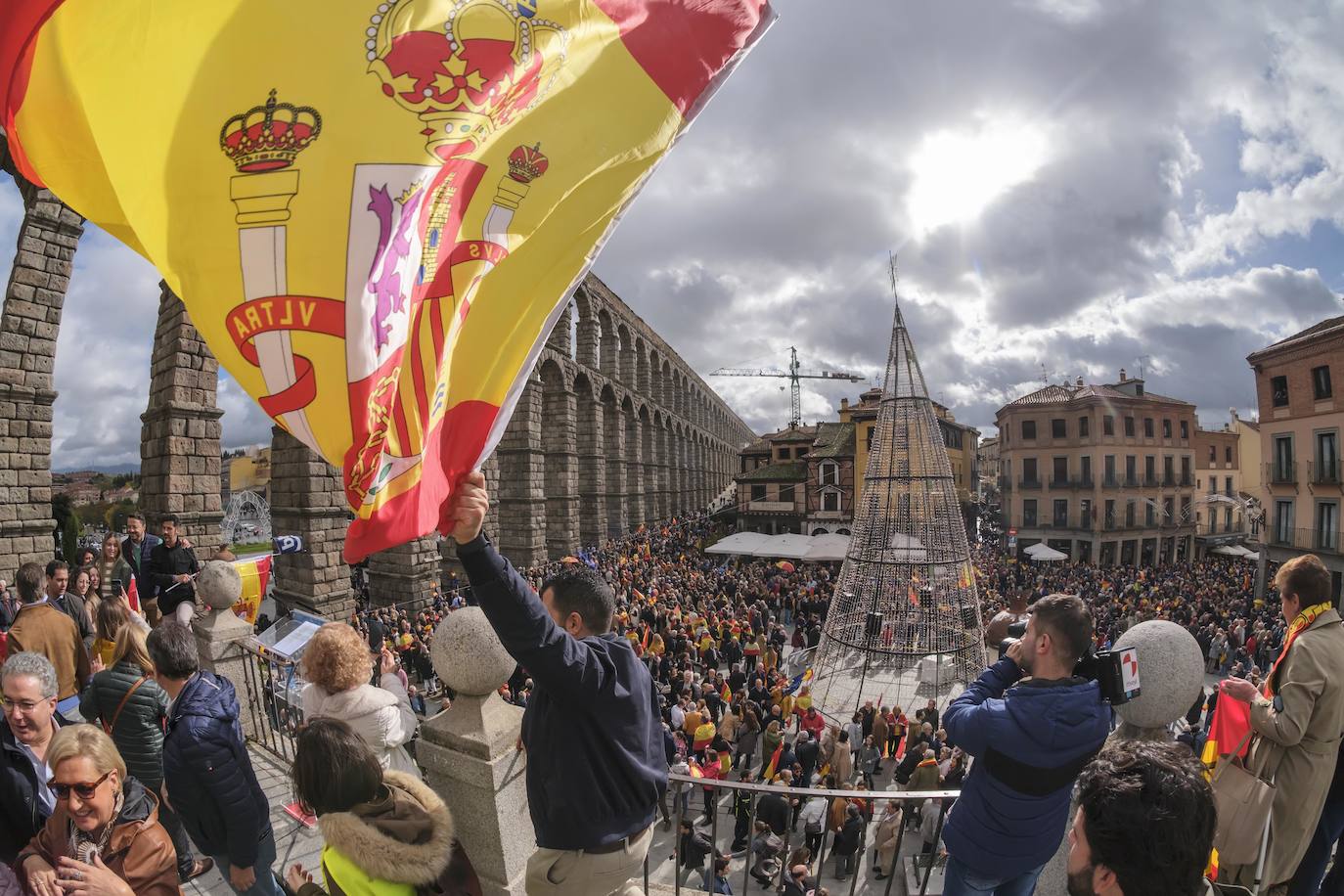 La concentración en Segovia contra la amnistía, en imágenes (2 de 2)