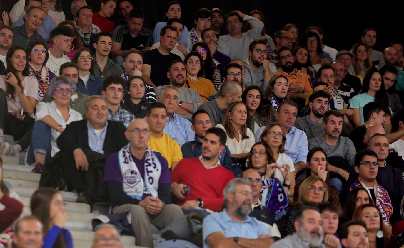 Búscate en las gradas del Zunder-UCAM Murcia