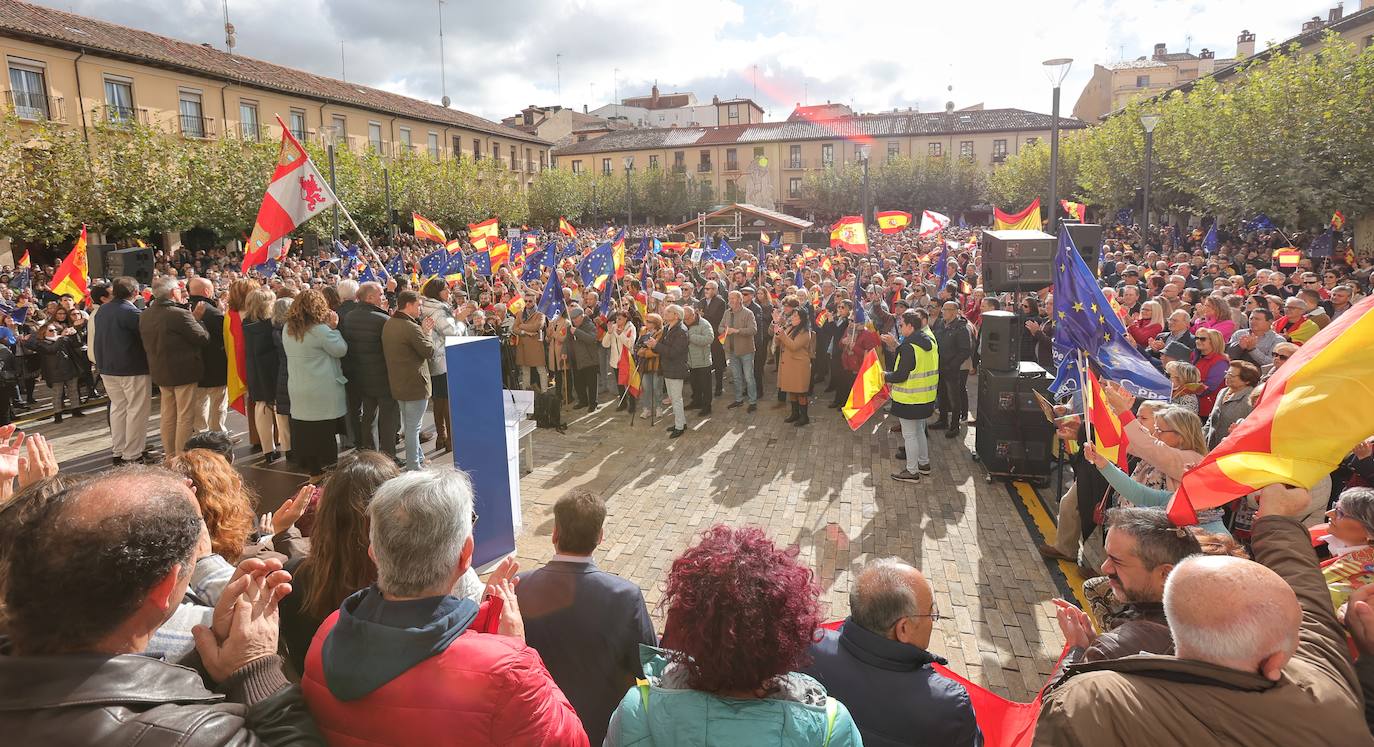 Los palentinos claman contra la amnistía en la Plaza Mayor