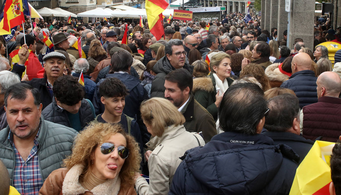 La concentración en Segovia contra la amnistía, en imágenes (1 de 2)