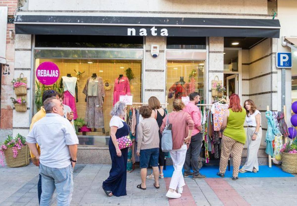 Actividad promocional de compras en el comercio palentino.