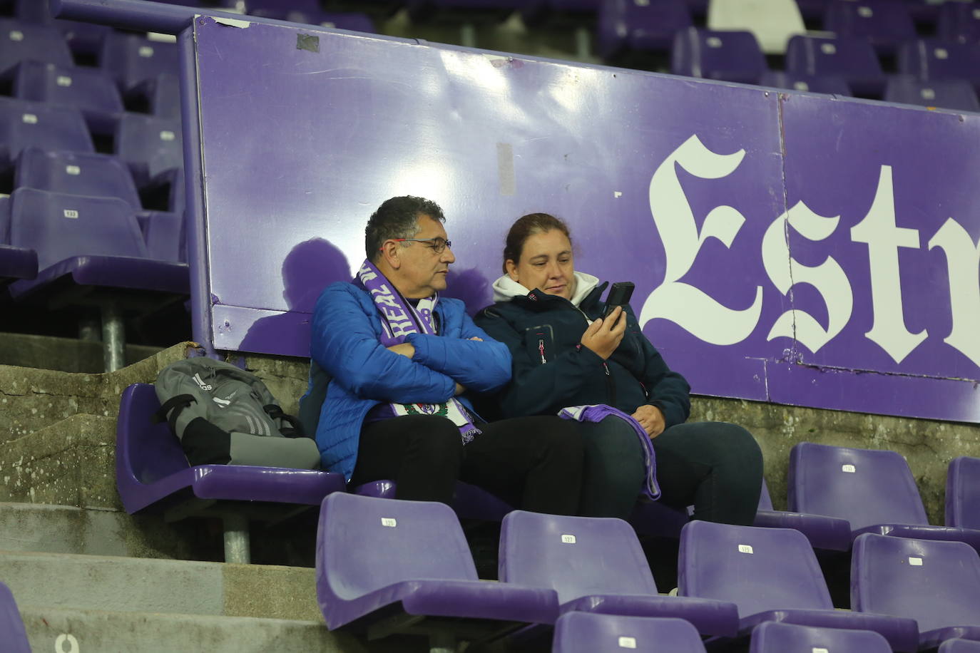 Búscate en las gradas del Estadio José Zorrilla (1 de 3)