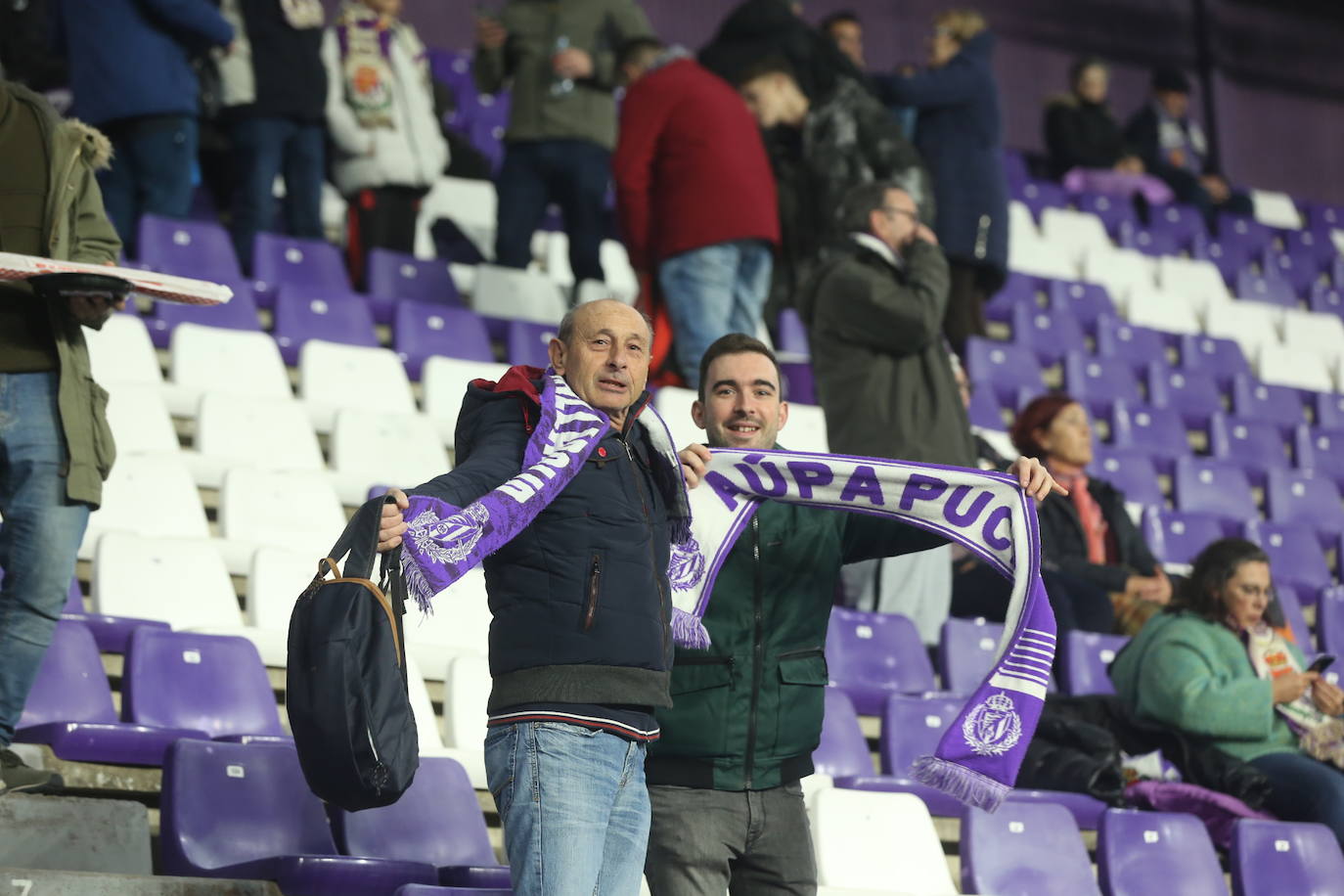 Búscate en las gradas del Estadio José Zorrilla (2 de 3)