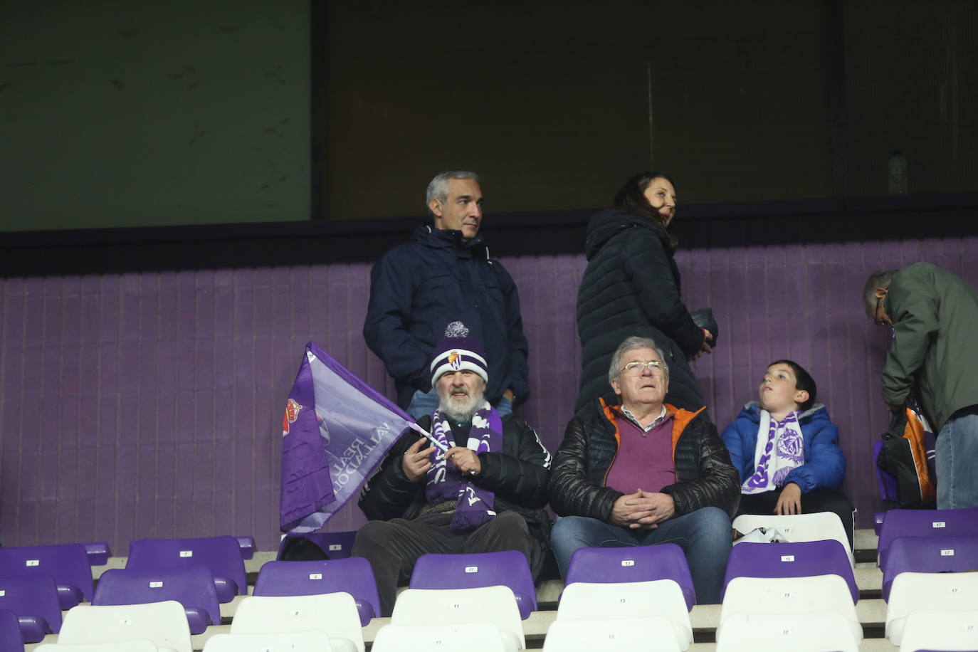 Búscate en las gradas del Estadio José Zorrilla (2 de 3)