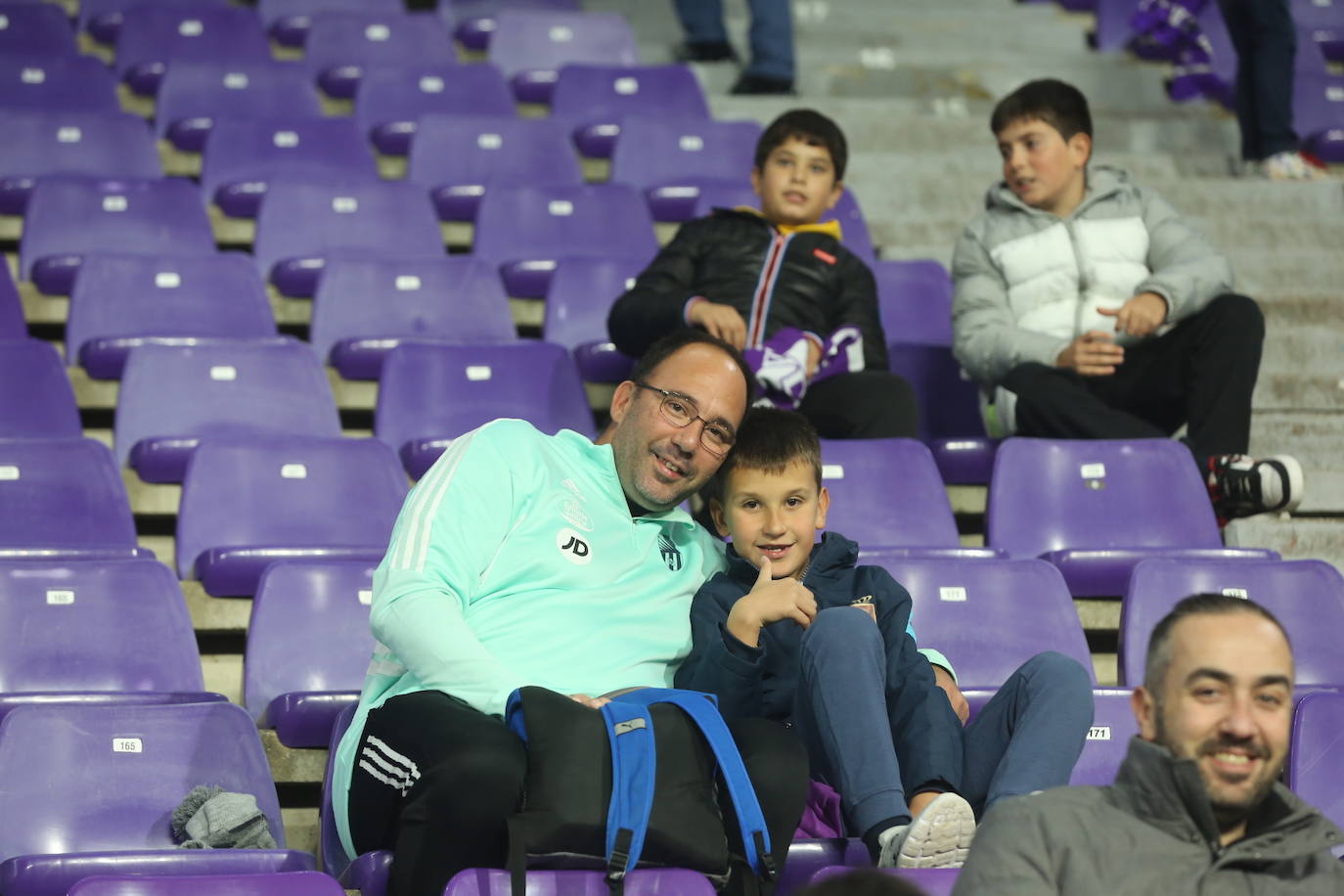 Búscate en las gradas del Estadio José Zorrilla (3 de 3)