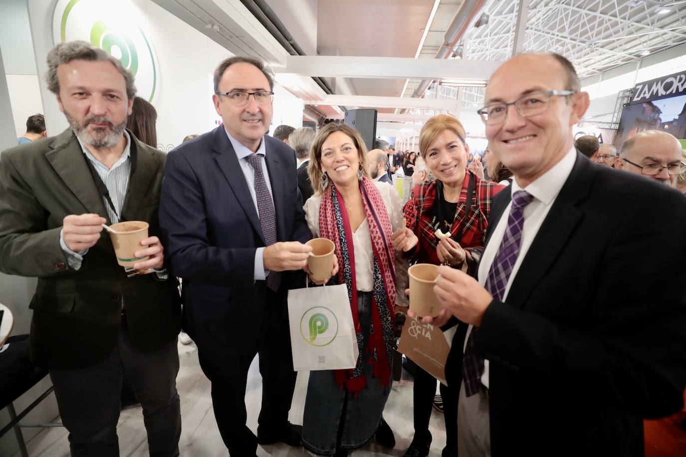 Palencia presenta su oferta turística en Intur