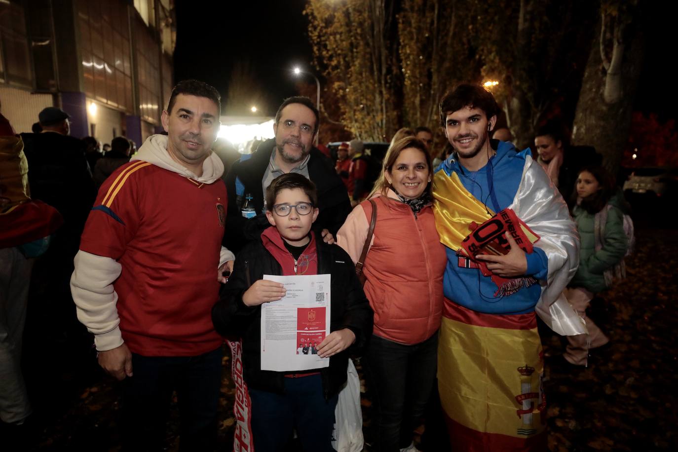 La afición de Valladolid apoya a la selección española