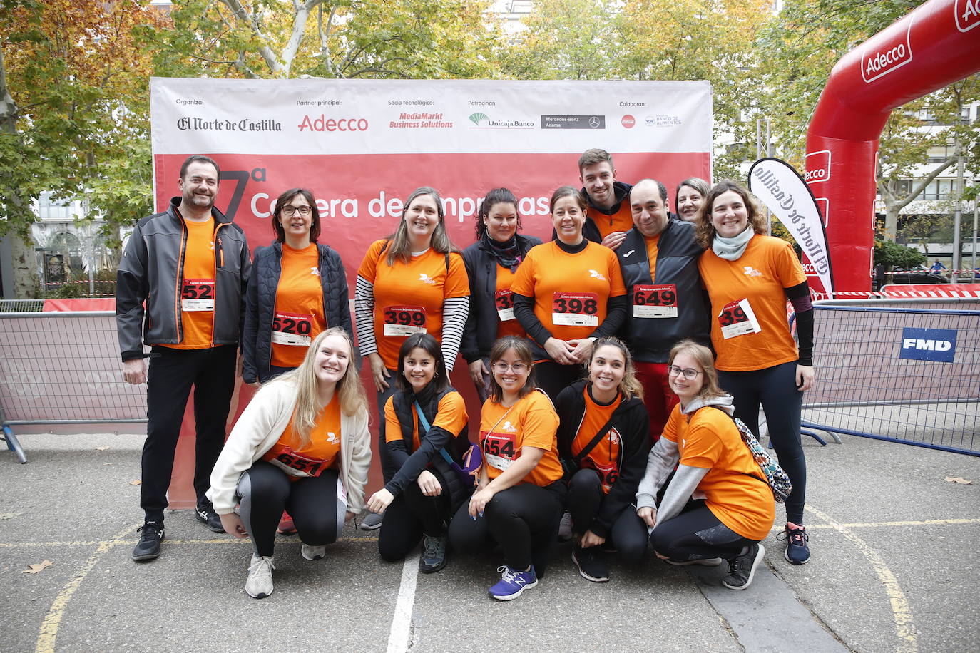 En imágenes, los equipos participantes en la VII Carrera de Empresa Adecco (4/13)