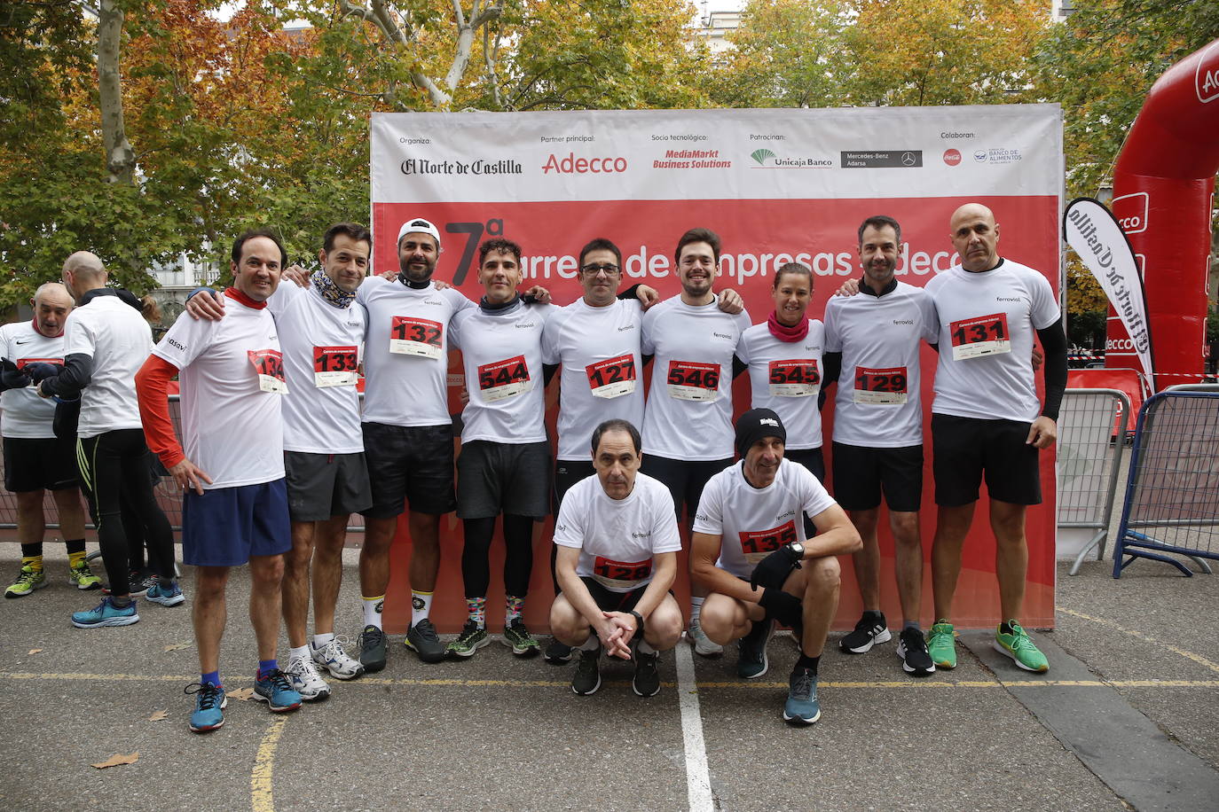 En imágenes, los equipos participantes en la VII Carrera de Empresa Adecco (4/13)