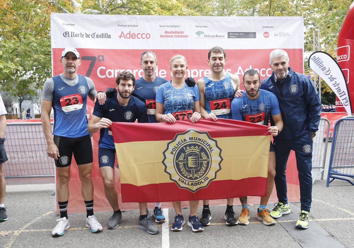 En imágenes, los equipos participantes en la VII Carrera de Empresa Adecco (5/13)