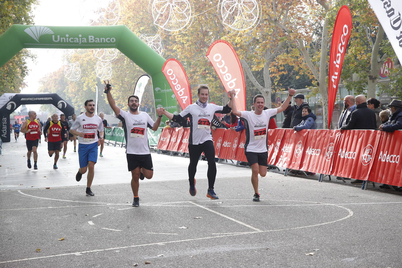 En imágenes, los equipos participantes en la VII Carrera de Empresa Adecco (8/13)