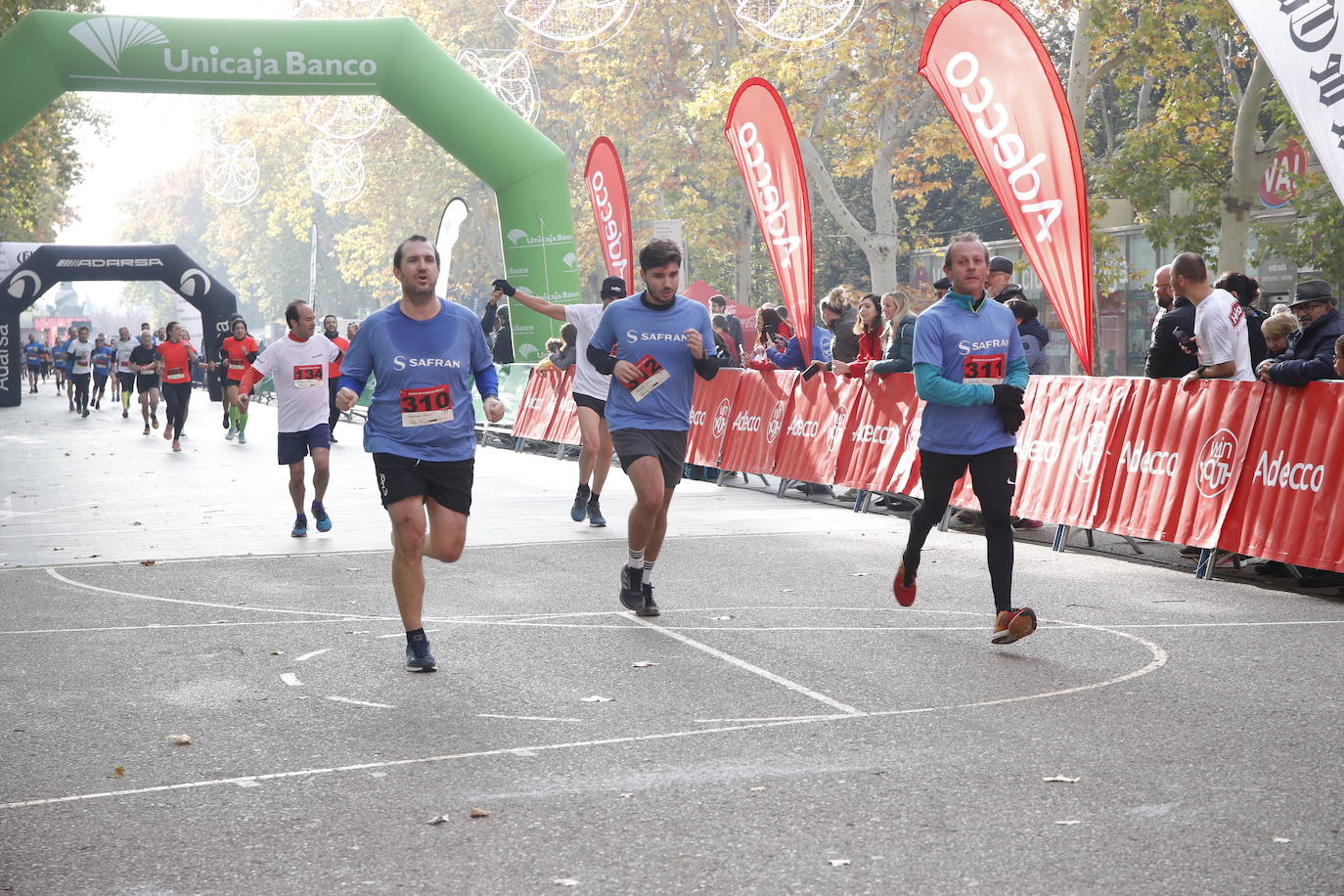 En imágenes, los equipos participantes en la VII Carrera de Empresa Adecco (9/13)