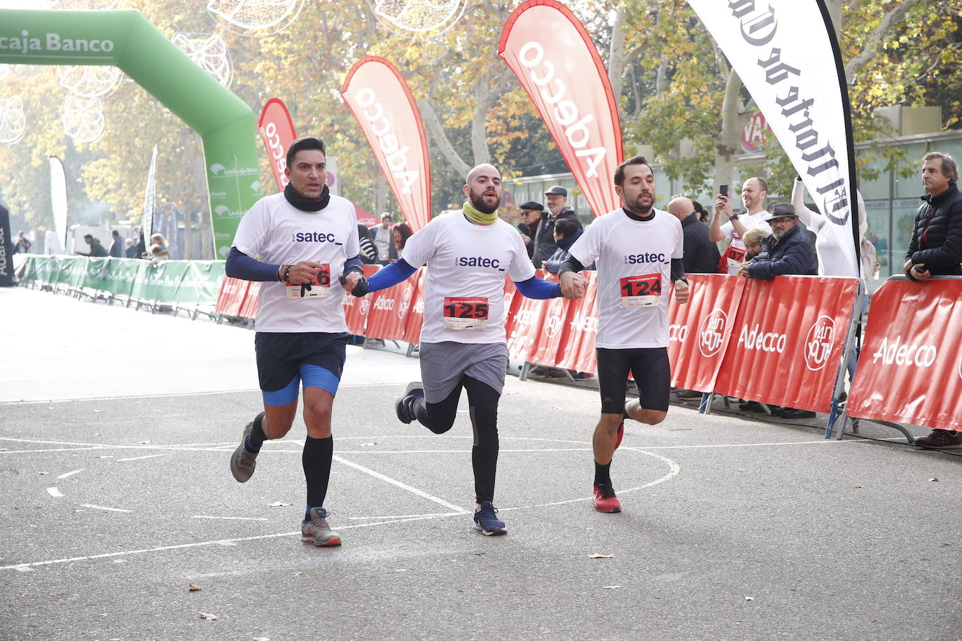 En imágenes, los equipos participantes en la VII Carrera de Empresa Adecco (10/13)