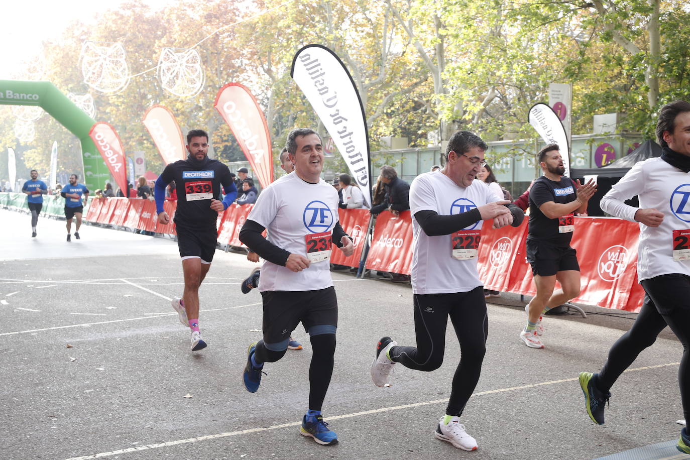 En imágenes, los equipos participantes en la VII Carrera de Empresa Adecco (11/13)