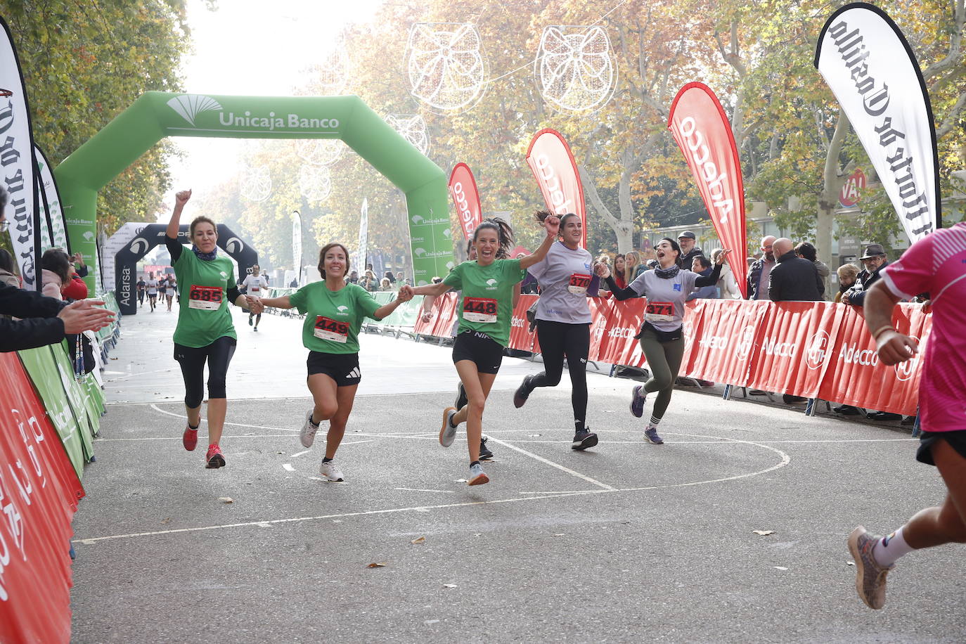 En imágenes, los equipos participantes en la VII Carrera de Empresa Adecco (11/13)