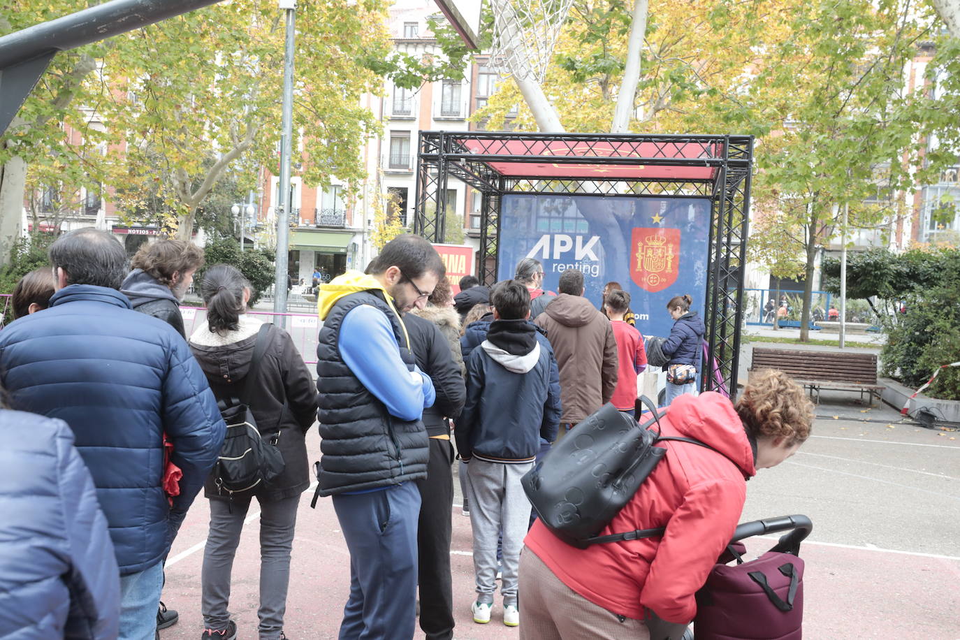 En imágenes, la Fan Zone de la Selección Española en la Acera Recoletos