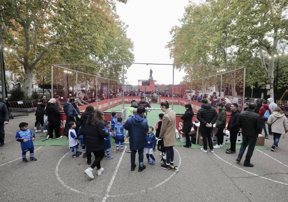 En imágenes, la Fan Zone de la Selección Española en la Acera Recoletos