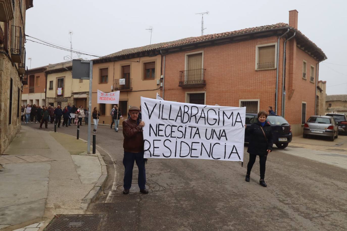 La manifestación de Villabrágima por el proyecto municipal de residencia de ancianos