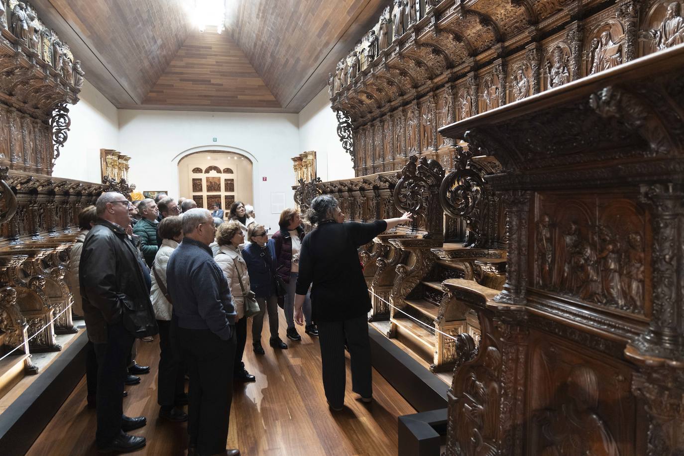 Visita de los suscriptores al Museo de Escultura