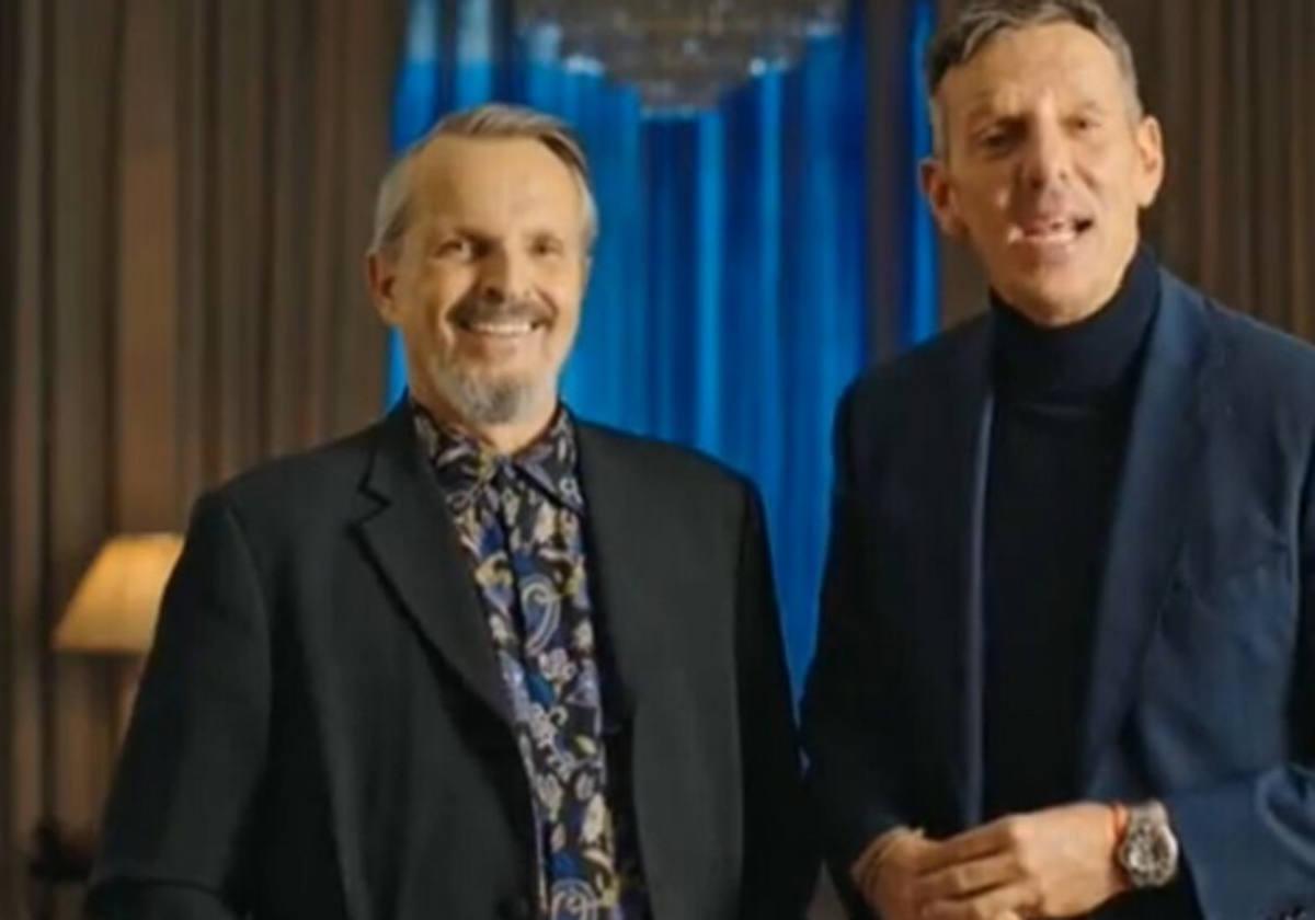 Miguel Bosé y Joaquín Prat en 'La noche de Bosé'.