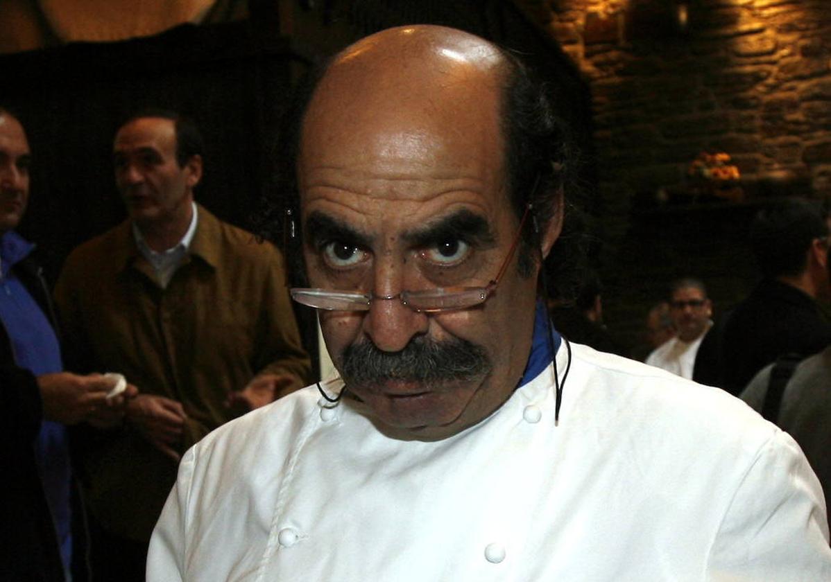 Cecilio Lera, en su etapa de cocinero y alcalde de Castroverde de Campos.