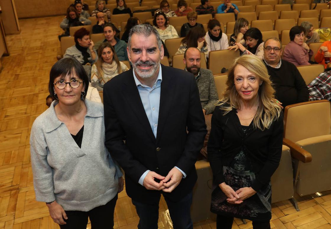 Cristina Sánchez, Benjamin Castro y Mar Carrascal.