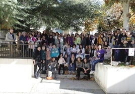 Asistentes al acto de presentación de la nueva asociación.