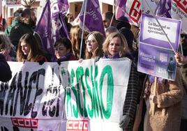 Concentración de UGT y CC OO, este viernes ante Presidencia.
