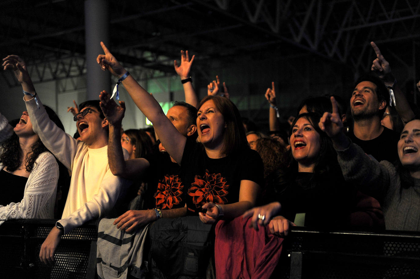 Las imágenes del concierto de Second en el Intro Music