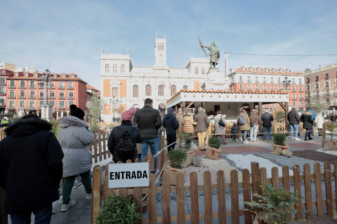 Imágenes del ambiente navideño en la Plaza Mayor (2/2)