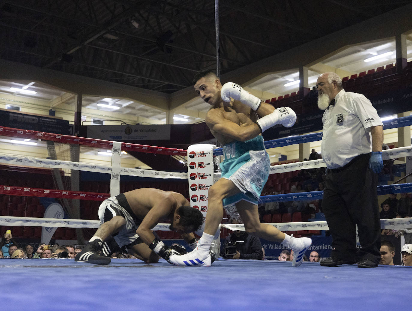 Imágenes del combate que ha dejado a Salvi sin el cinturón europeo