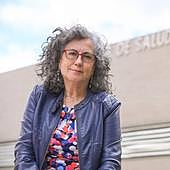 Siete sociedades sanitarias denuncian los contratos de médicos sin especialidad