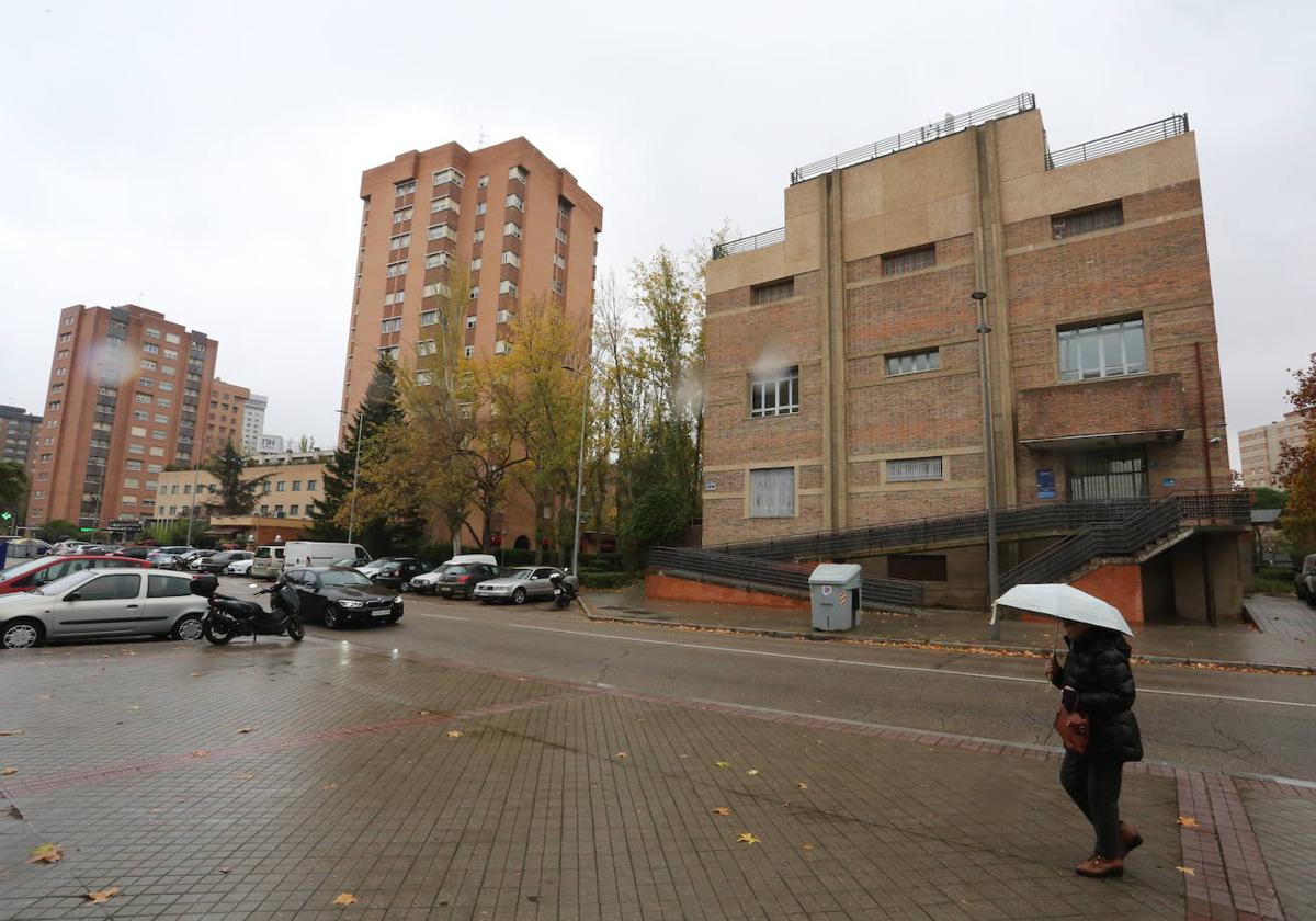 Edificio de Telefónica en Huerta del Rey.