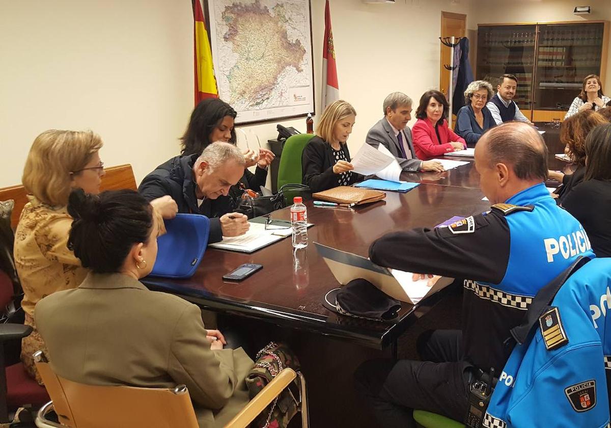 Reunión de la Comisión Territorial contra la Violencia de Género de Segovia.