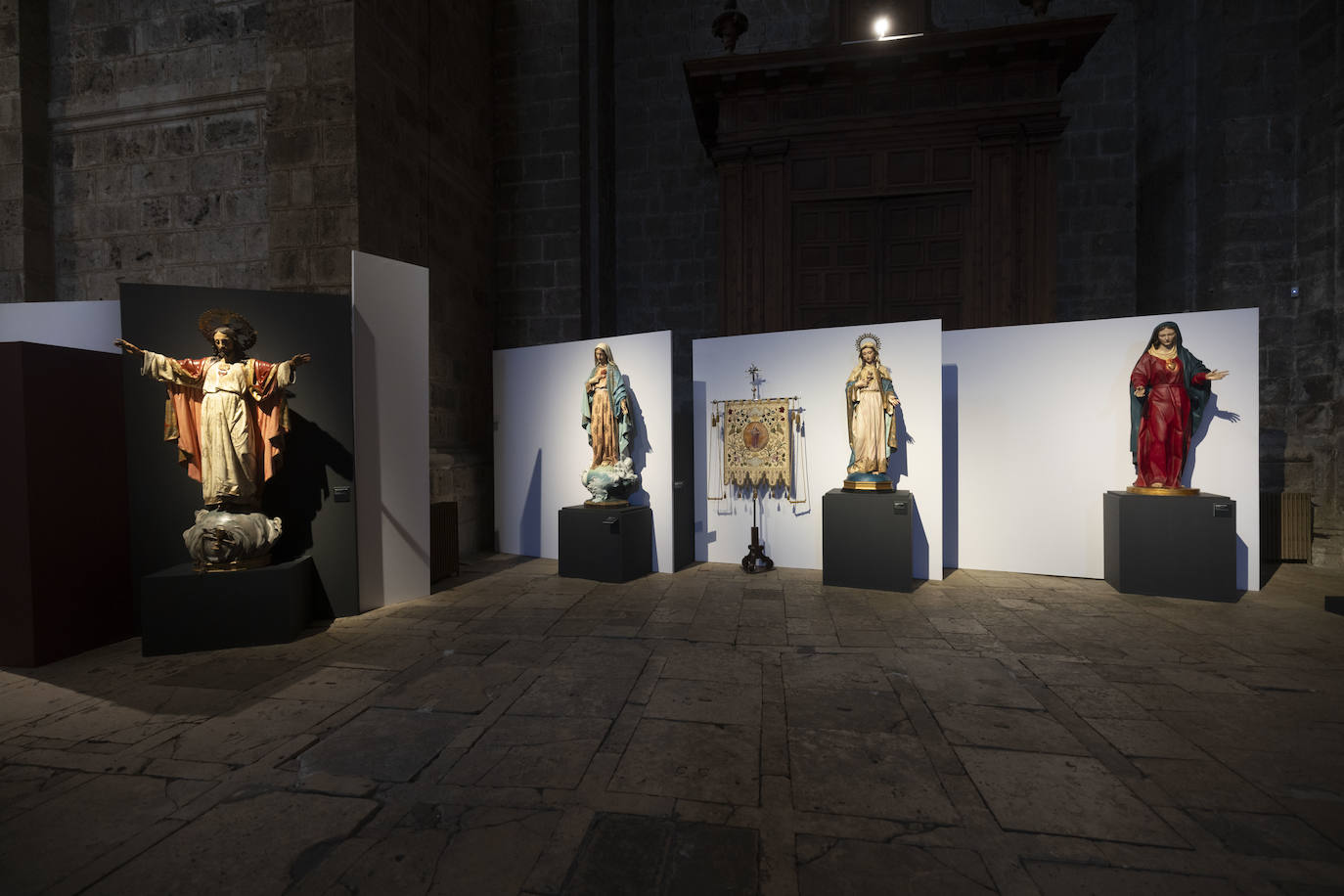 Las imágenes de la exposición &#039;Venga tu reino&#039; en la Catedral