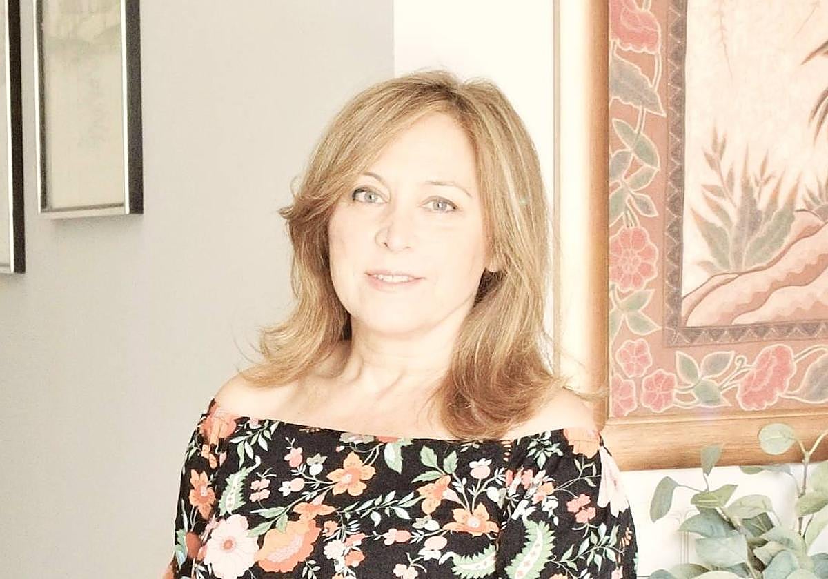 Almudena Bustamante.