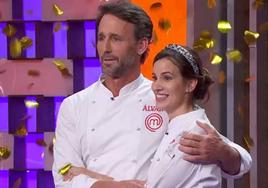 Los finalistas de 'Masterchef Celebrity 8', Laura Londoño y Álvaro Muñoz Escassi.