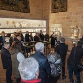 La sala de Santa Catalina muestra en la Catedral 73 objetos al servicio de la liturgia