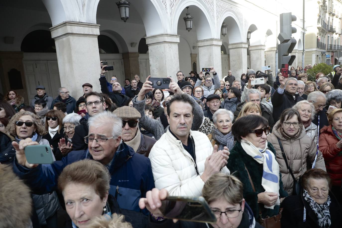 Recorrido fúnebre del féretro de Concha Velasco en Valladolid