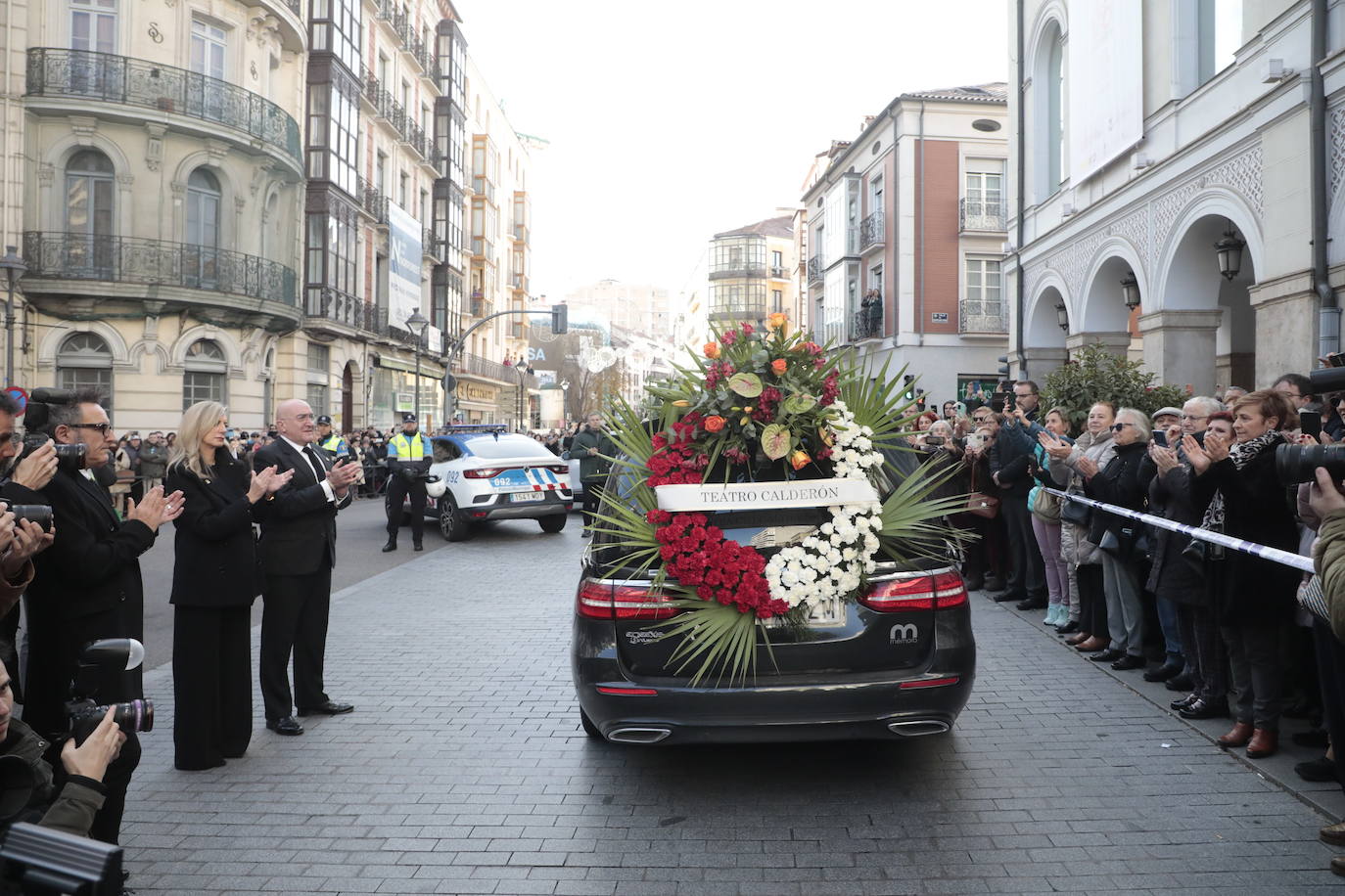 Recorrido fúnebre del féretro de Concha Velasco en Valladolid