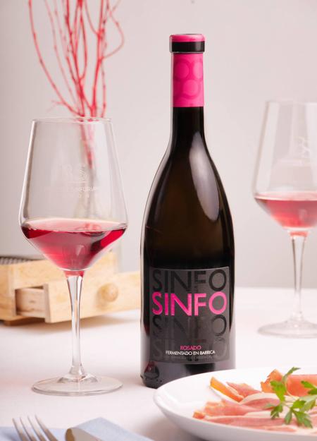 Botella de Sinfo.