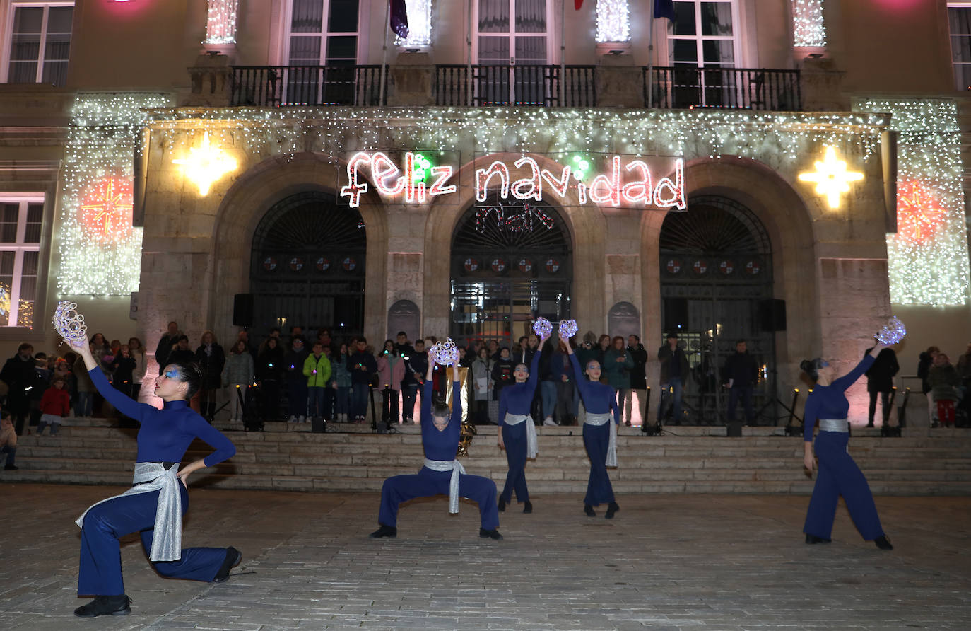 Las luces ya iluminan la Navidad en Palencia