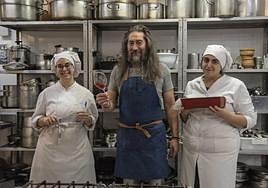 Claudia, Jorge y María Jesús, alumnos de Cocina y Panadería en Segovia.