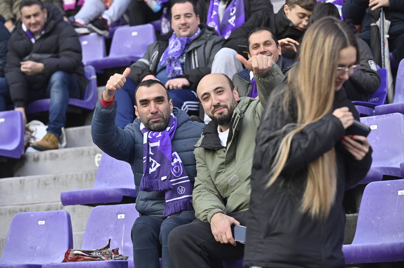 Búscate en las gradas del estadio José Zorrilla (1/4)