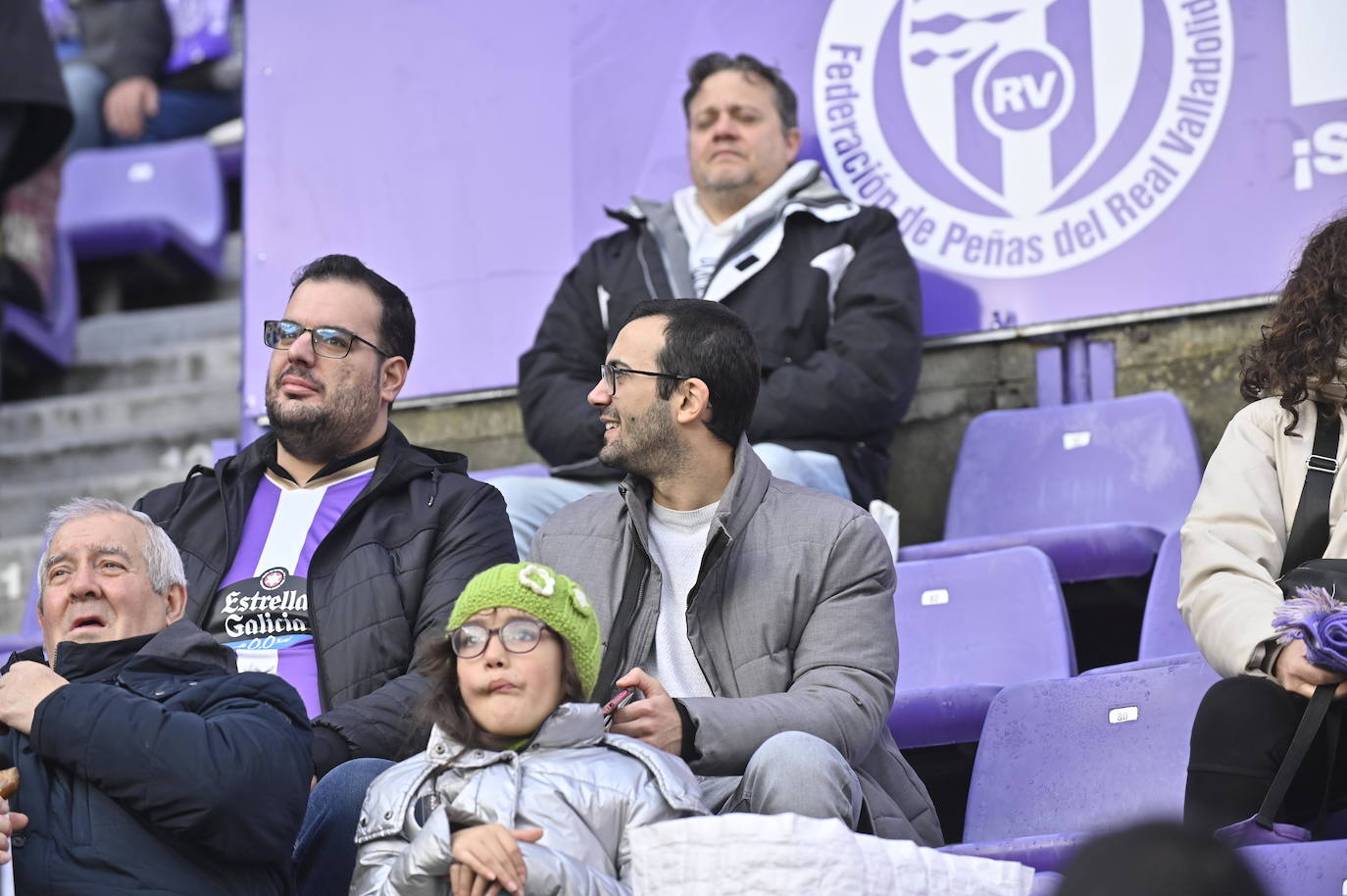 Búscate en las gradas del estadio José Zorrilla (1/4)