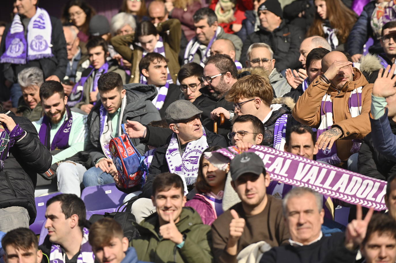 Búscate en las gradas del estadio José Zorrilla (3/4)