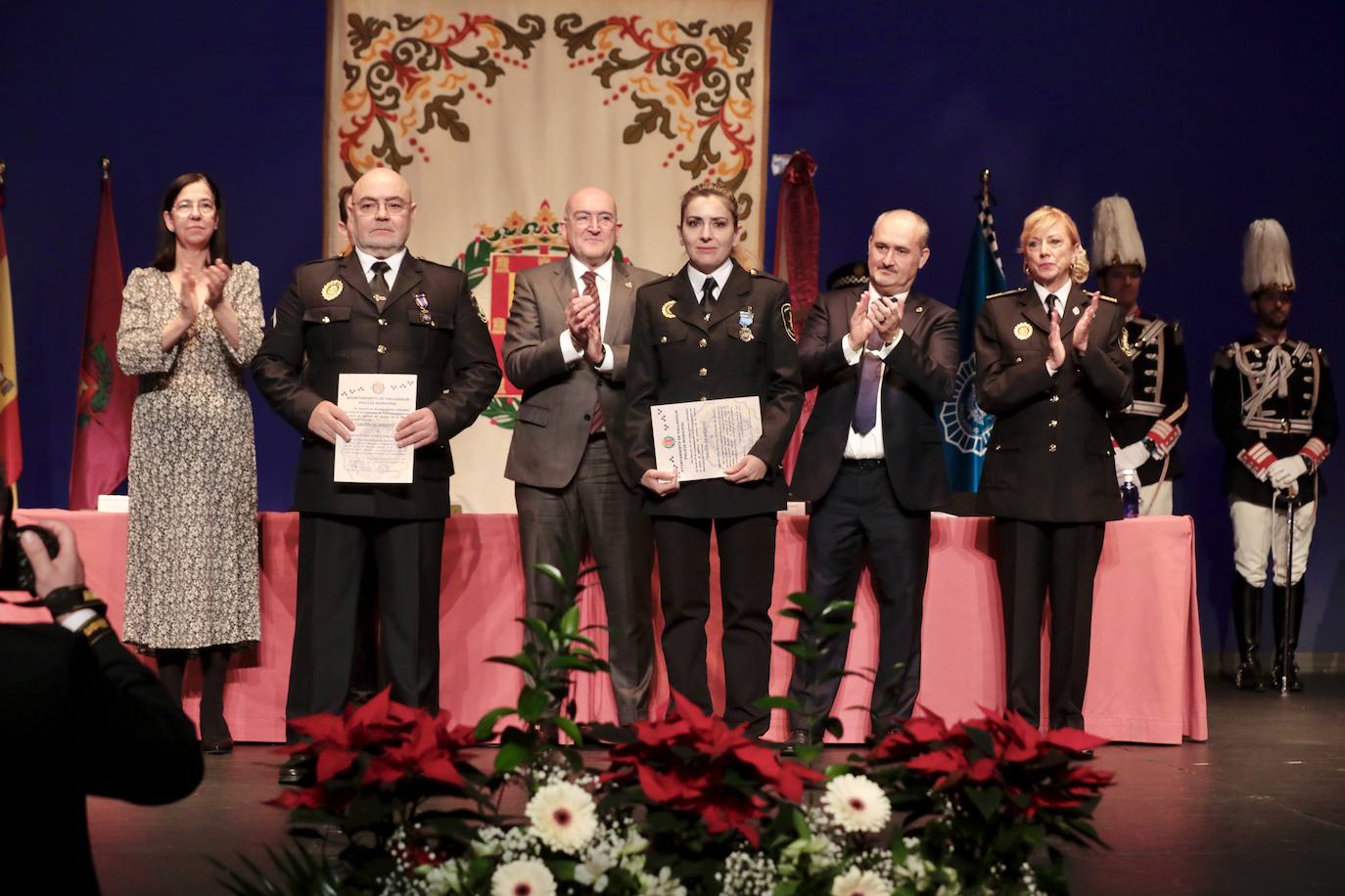 Las imágenes del acto por el Día de la Policía Municipal de Valladolid (1/2)